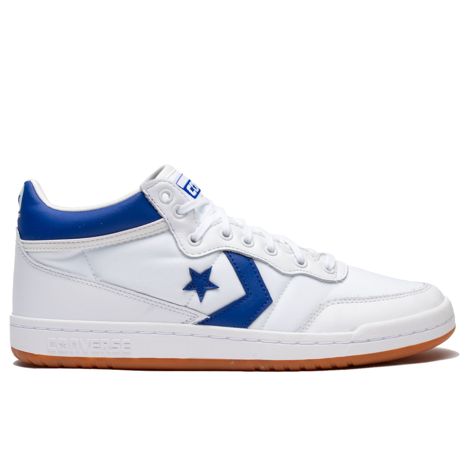 Converse Fastbreak Pro Mid: Retro style meets durability. White sneaker with royal blue accenting color and gum sole. Molded PU sockliner, mid-cut stability, and sleek design for CONS fans. Premium leather, Nylon accents, the Star Chevron logo, and rubber cupsole enhance board feel.